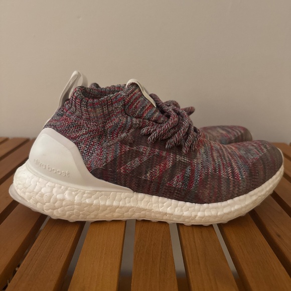 Kith x Adidas Sneakers - Picture 1 of 2